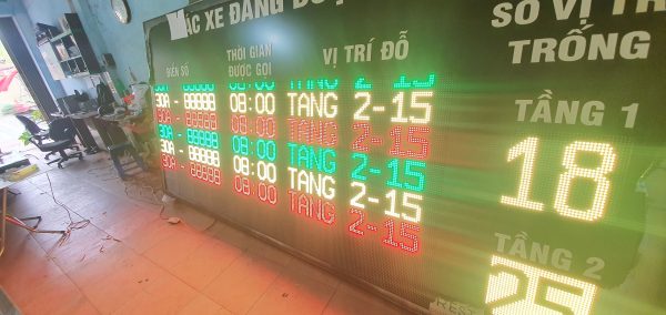 Bảng điện tử gọi xe tại Sân bay Nội Bài