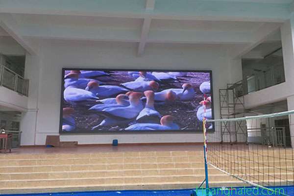 màn hình led trung tâm thể thao